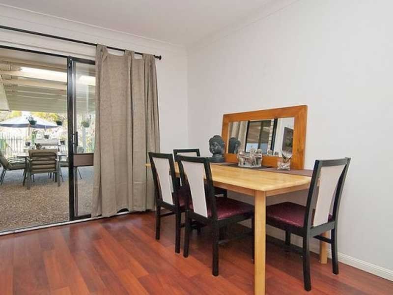 7 Shoalhaven Ave, Springwood QLD 4127