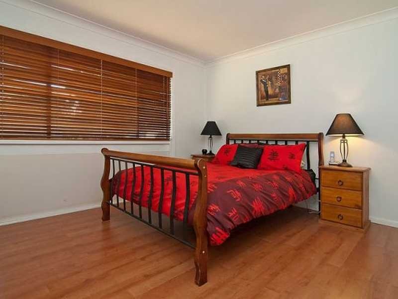 7 Shoalhaven Ave, Springwood QLD 4127