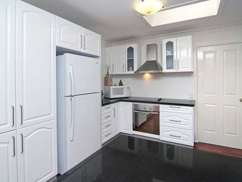 7 Shoalhaven Ave, Springwood QLD 4127