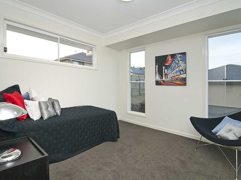 30 Dennis Vale Drive, Daisy Hill QLD 4127