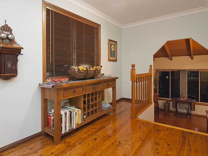 10 Gumnut Grove, Daisy Hill QLD 4127
