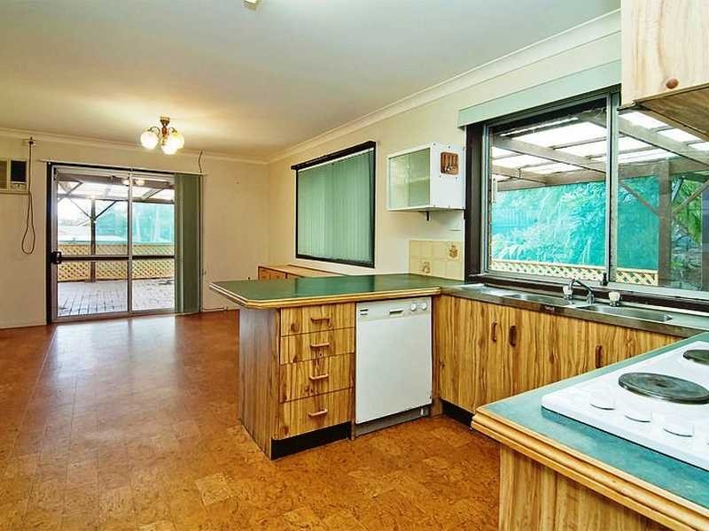 26 Coleman Crescent, Springwood QLD 4127