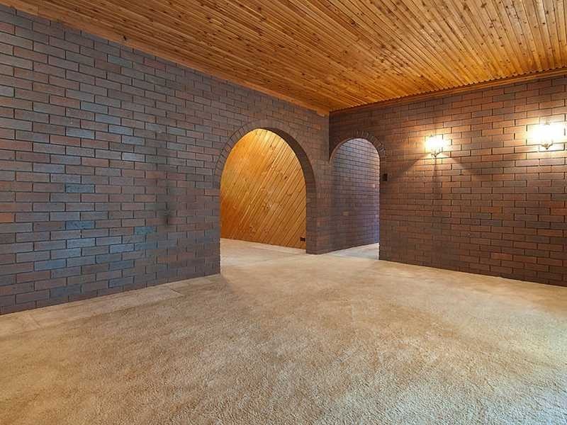 26 Shoalhaven Ave, Springwood QLD 4127