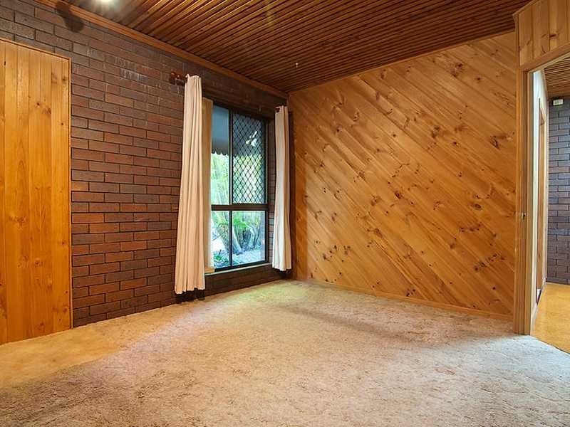 26 Shoalhaven Ave, Springwood QLD 4127