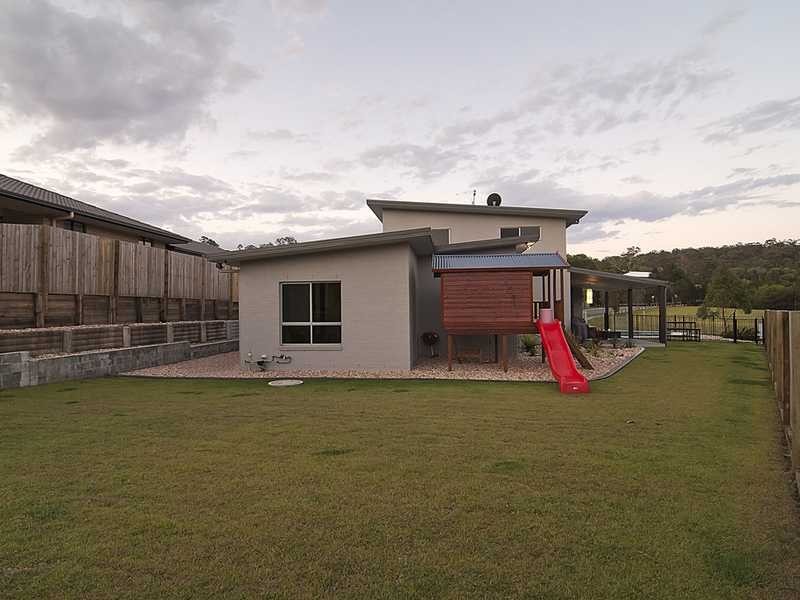 11 Nanny Shailer Street, Daisy Hill QLD 4127