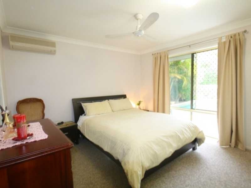 Meadowbrook QLD 4131