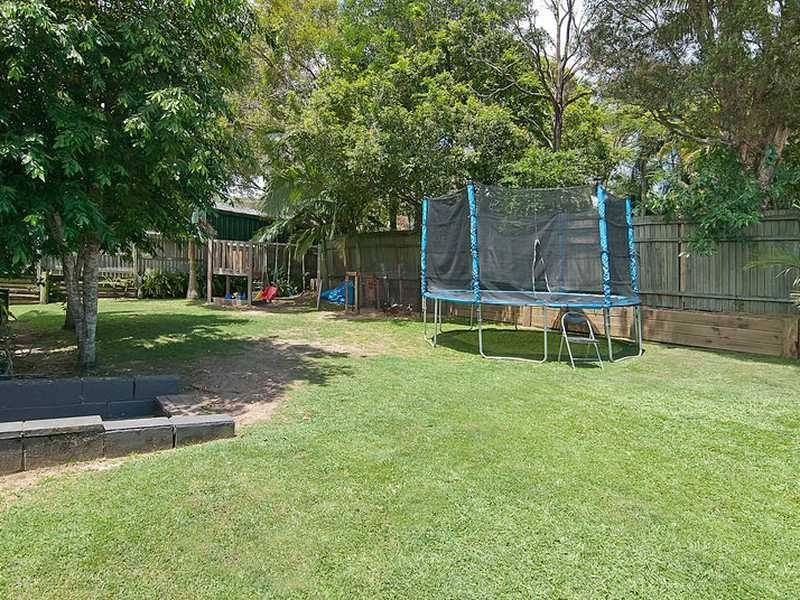 27 Jardine Drive, Springwood QLD 4127