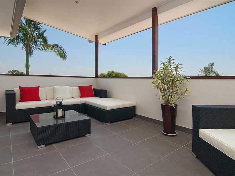 4 Wilmington Court, Springwood QLD 4127