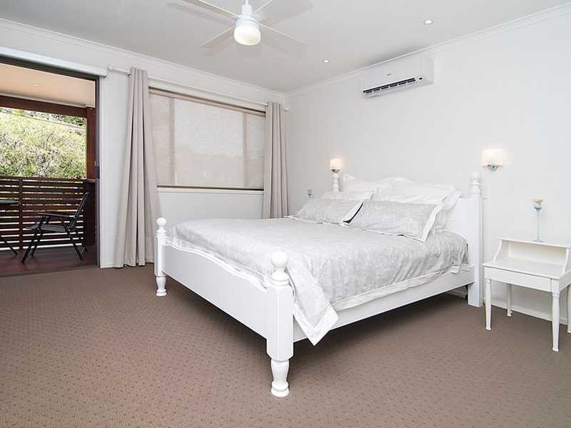 4 Wilmington Court, Springwood QLD 4127