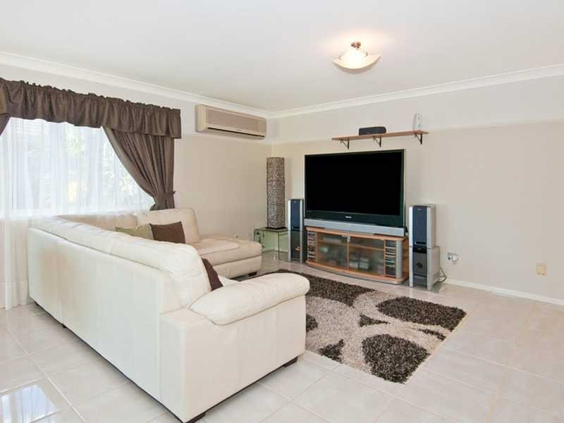 124-126 Koolan Crescent, Shailer Park QLD 4128