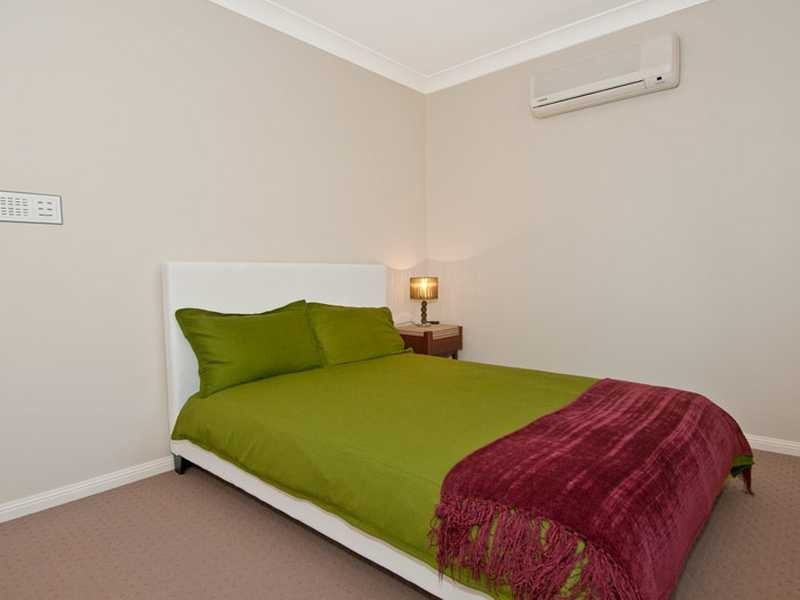 124-126 Koolan Crescent, Shailer Park QLD 4128