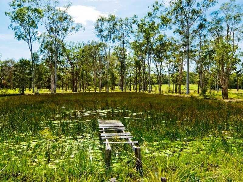 71-81 Lagoon View Road, Redland Bay QLD 4165