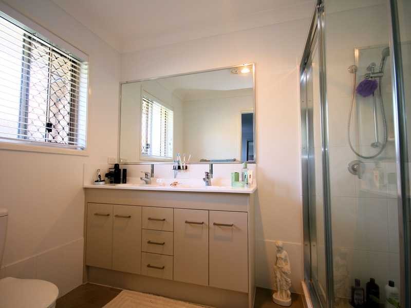 12 Herberton Street, Waterford QLD 4133