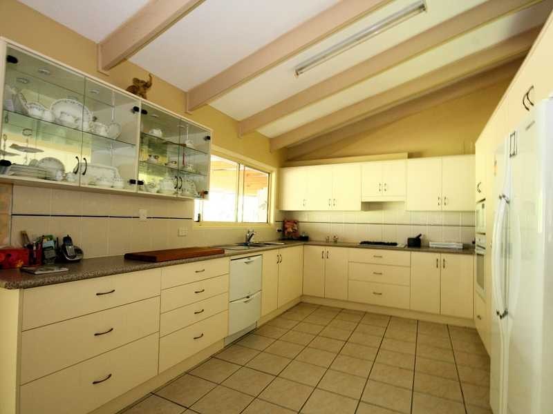 9 Tanah Merah Avenue, Tanah Merah QLD 4128