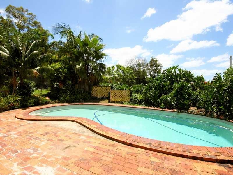 9 Tanah Merah Avenue, Tanah Merah QLD 4128