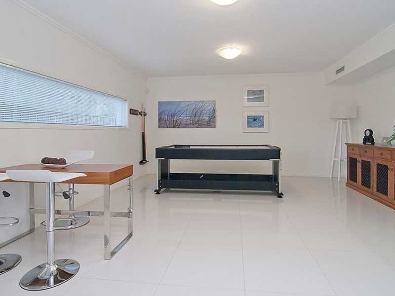 15 Dennis Vale Drive, Daisy Hill QLD 4127