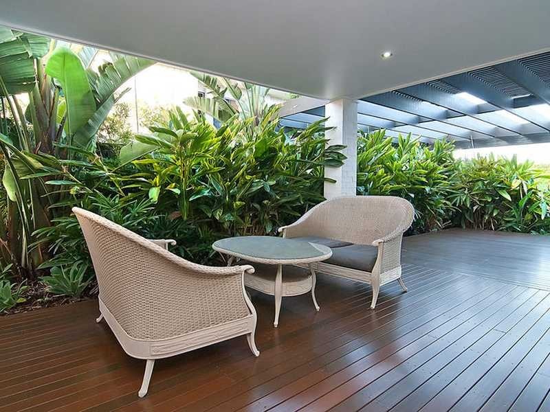 15 Dennis Vale Drive, Daisy Hill QLD 4127