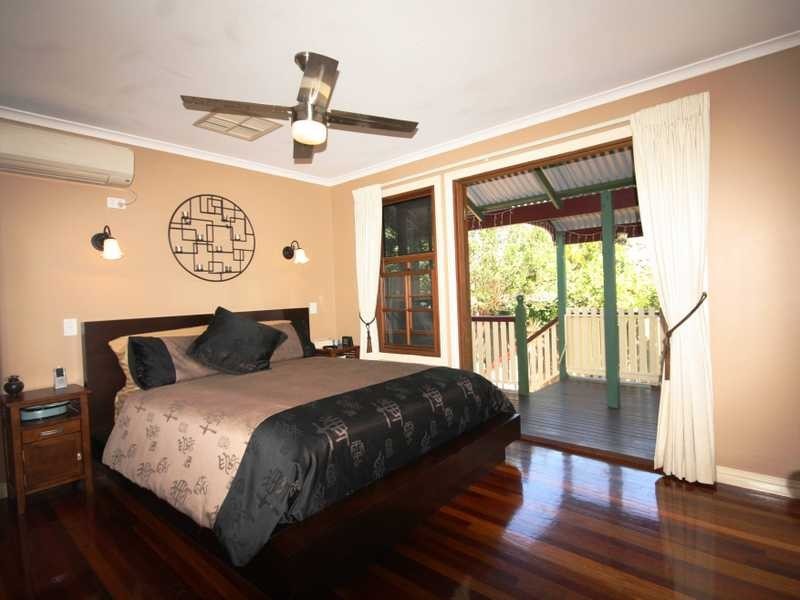 20 Edgehill Crescent, Springwood QLD 4127