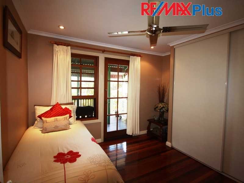 20 Edgehill Crescent, Springwood QLD 4127