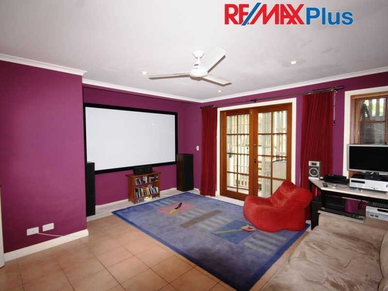 20 Edgehill Crescent, Springwood QLD 4127