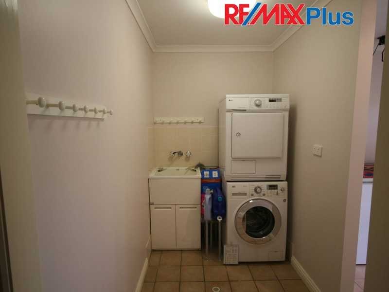 20 Edgehill Crescent, Springwood QLD 4127