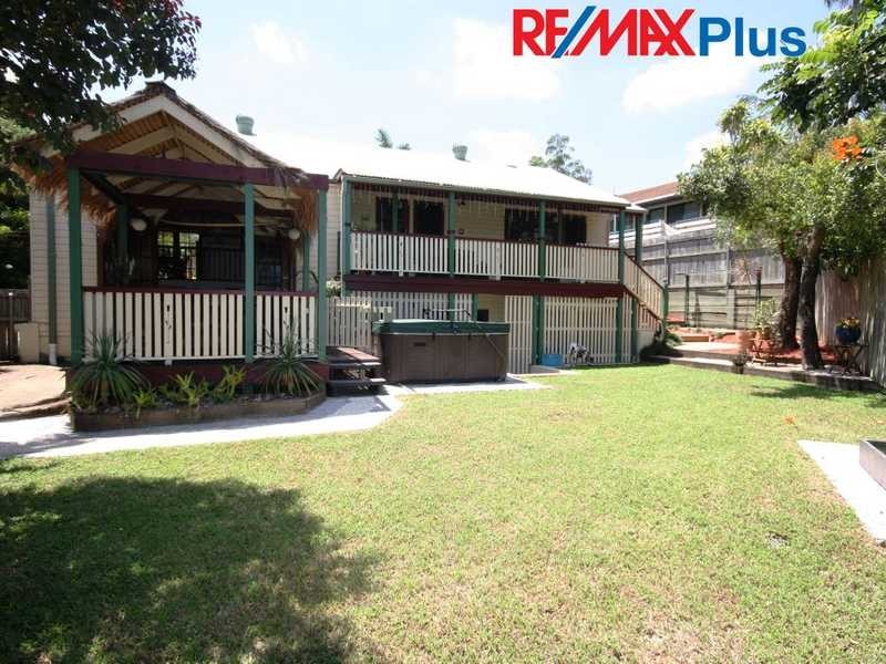 20 Edgehill Crescent, Springwood QLD 4127