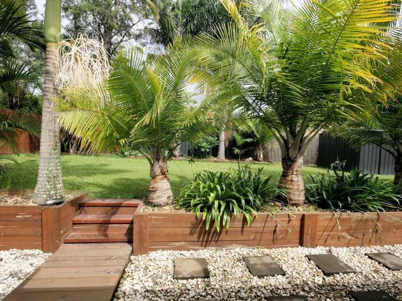 25 Drews Road, Tanah Merah QLD 4128