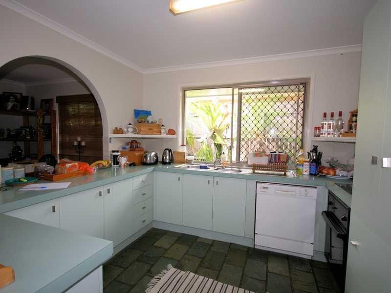 25 Drews Road, Tanah Merah QLD 4128