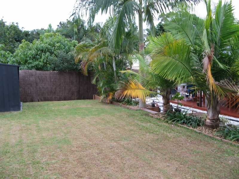 25 Drews Road, Tanah Merah QLD 4128