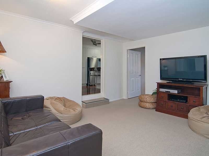 5 Edgeware Drive, Rochedale South QLD 4123