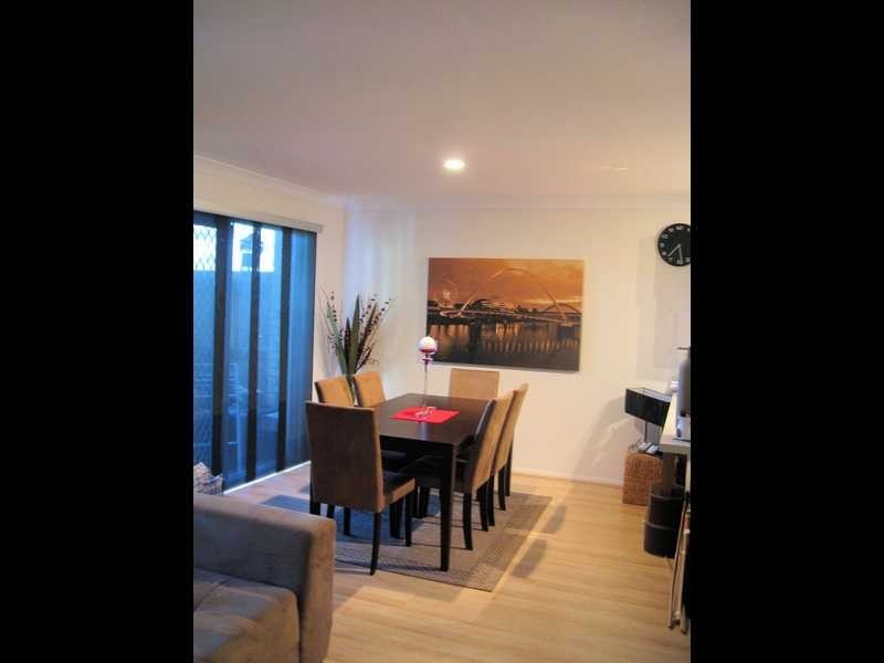 60/8 Peninsula Avenue, Cornubia QLD 4130