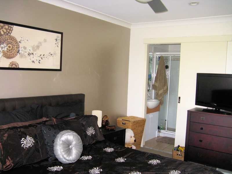 60/8 Peninsula Avenue, Cornubia QLD 4130