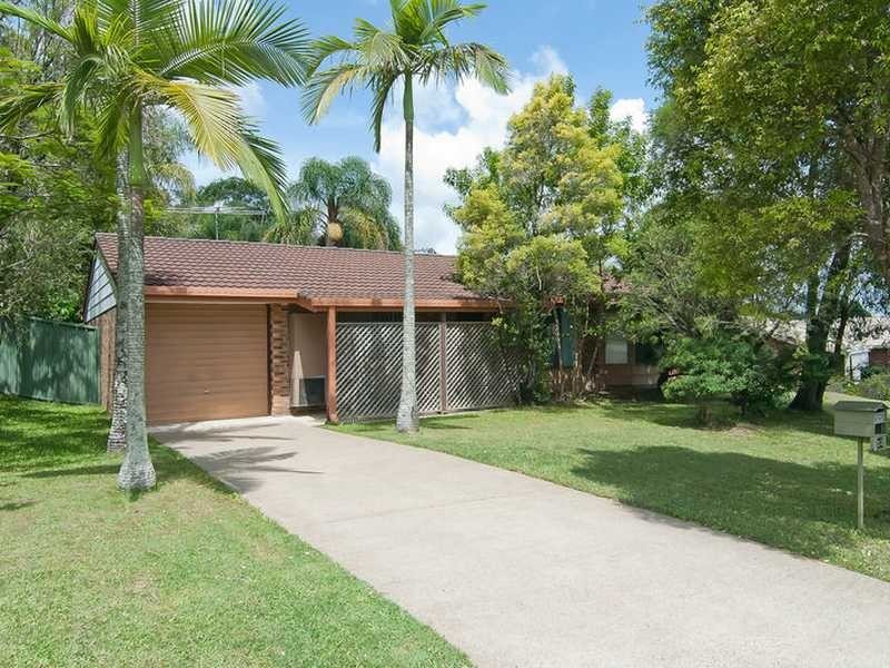 13 Jilbard Drive, Springwood QLD 4127