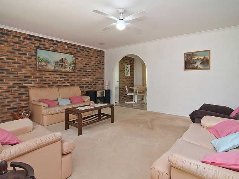 13 Jilbard Drive, Springwood QLD 4127