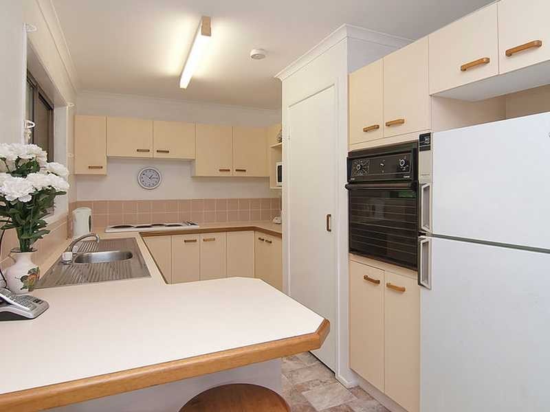 13 Jilbard Drive, Springwood QLD 4127