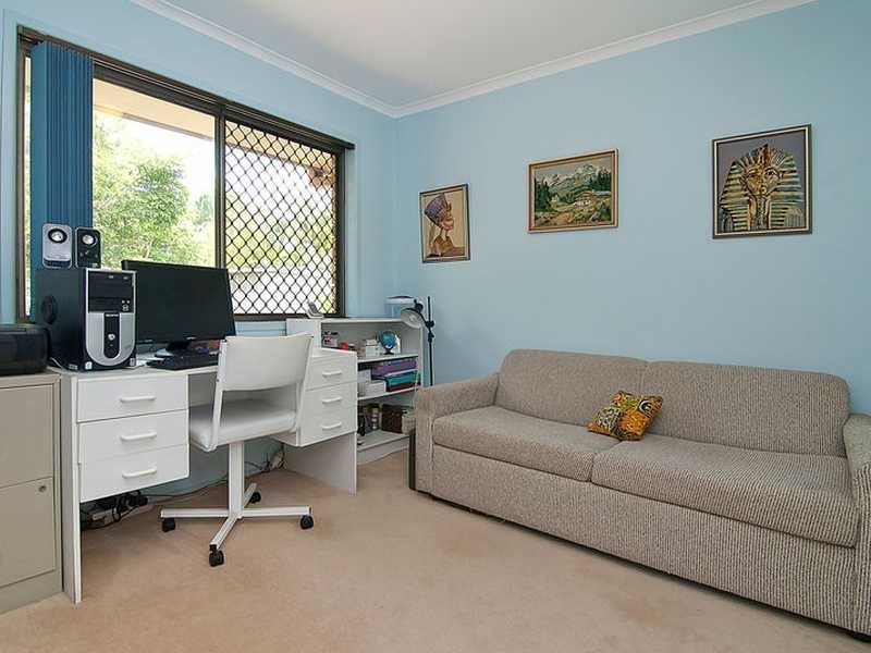 13 Jilbard Drive, Springwood QLD 4127