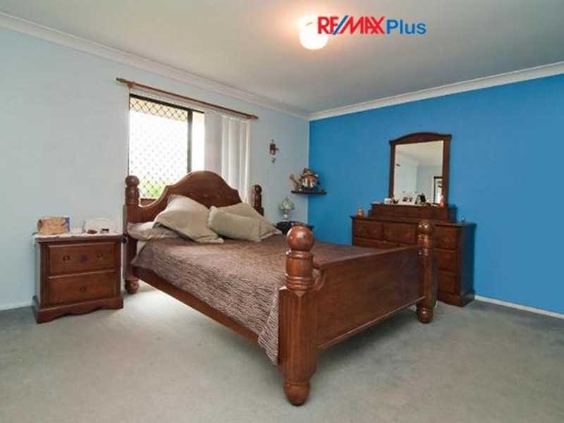 10 Lake Breeze Drive, Loganholme QLD 4129