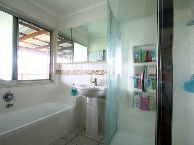 8 Finfoot Street, Rochedale South QLD 4123