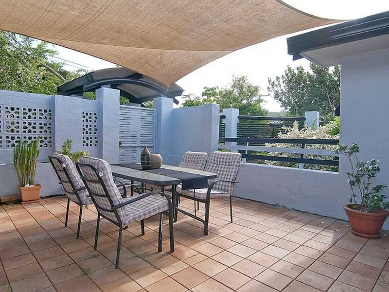 12 Merchant Court, Springwood QLD 4127