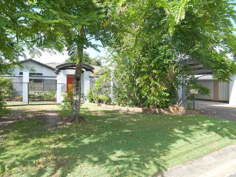 12 Merchant Court, Springwood QLD 4127