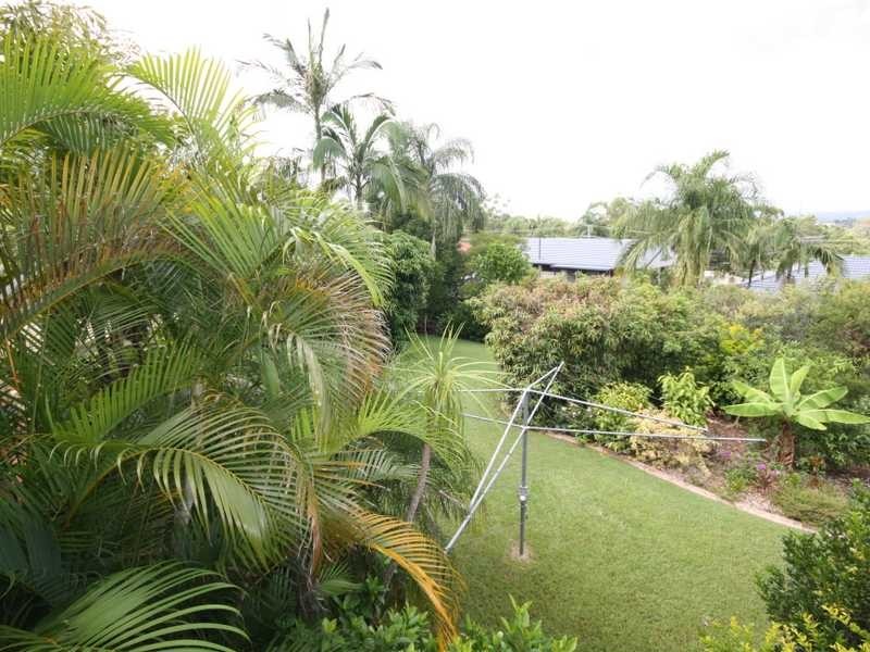 13 Edgehill Cr, Springwood QLD 4127