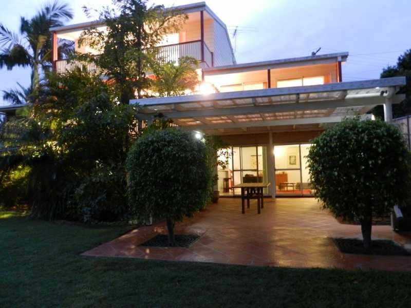 13 Edgehill Cr, Springwood QLD 4127