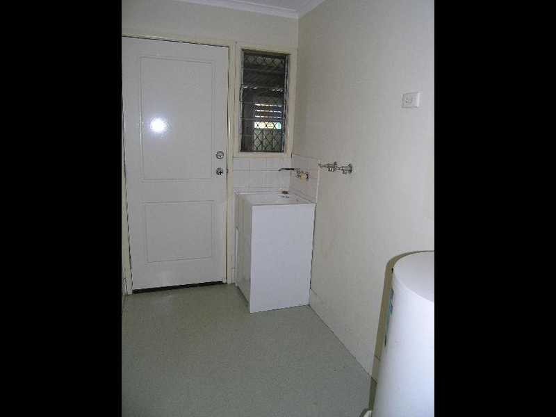 38 Springfield Crescent, Daisy Hill QLD 4127