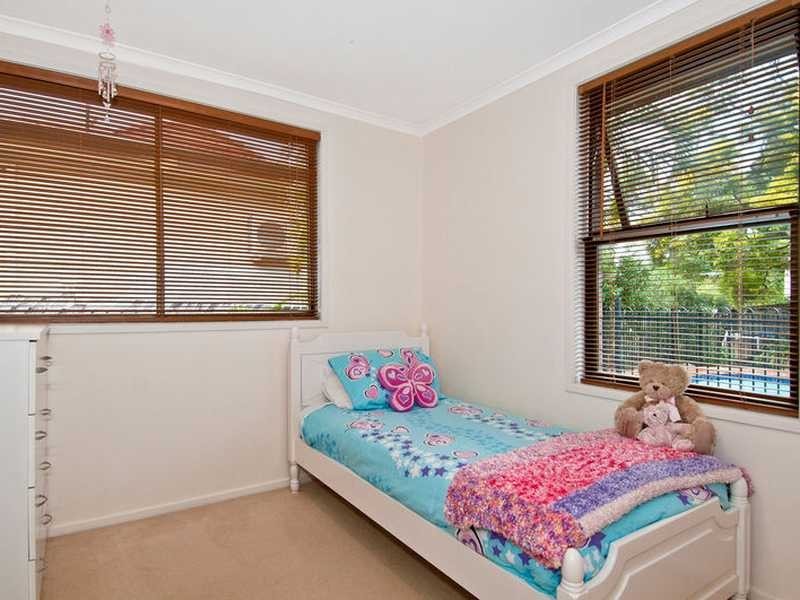 17 Veronica Avenue, Daisy Hill QLD 4127