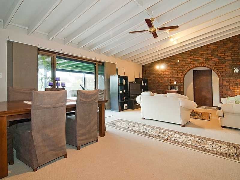 7 Quondare Court, Springwood QLD 4127