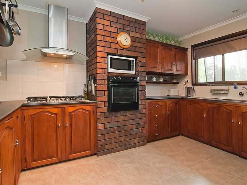 7 Quondare Court, Springwood QLD 4127