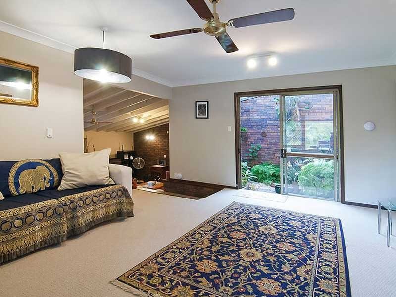 7 Quondare Court, Springwood QLD 4127