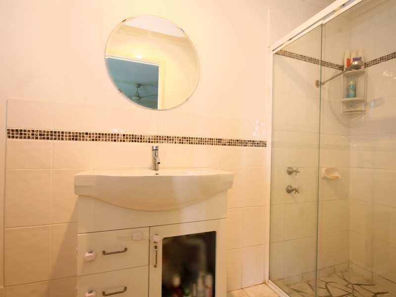 68 Springfield Crescent, Daisy Hill QLD 4127