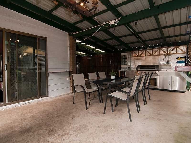 13 Hawdon Crescent, Springwood QLD 4127