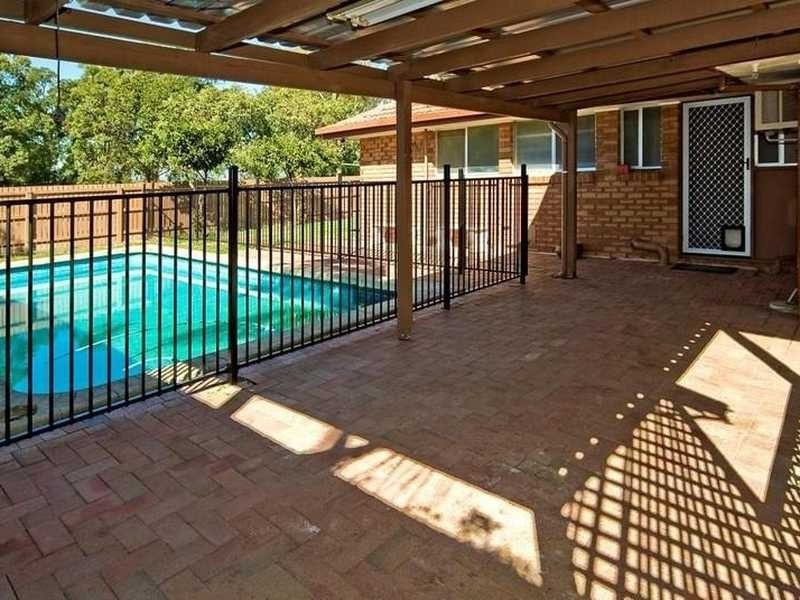 19 Jilbard Drive, Springwood QLD 4127